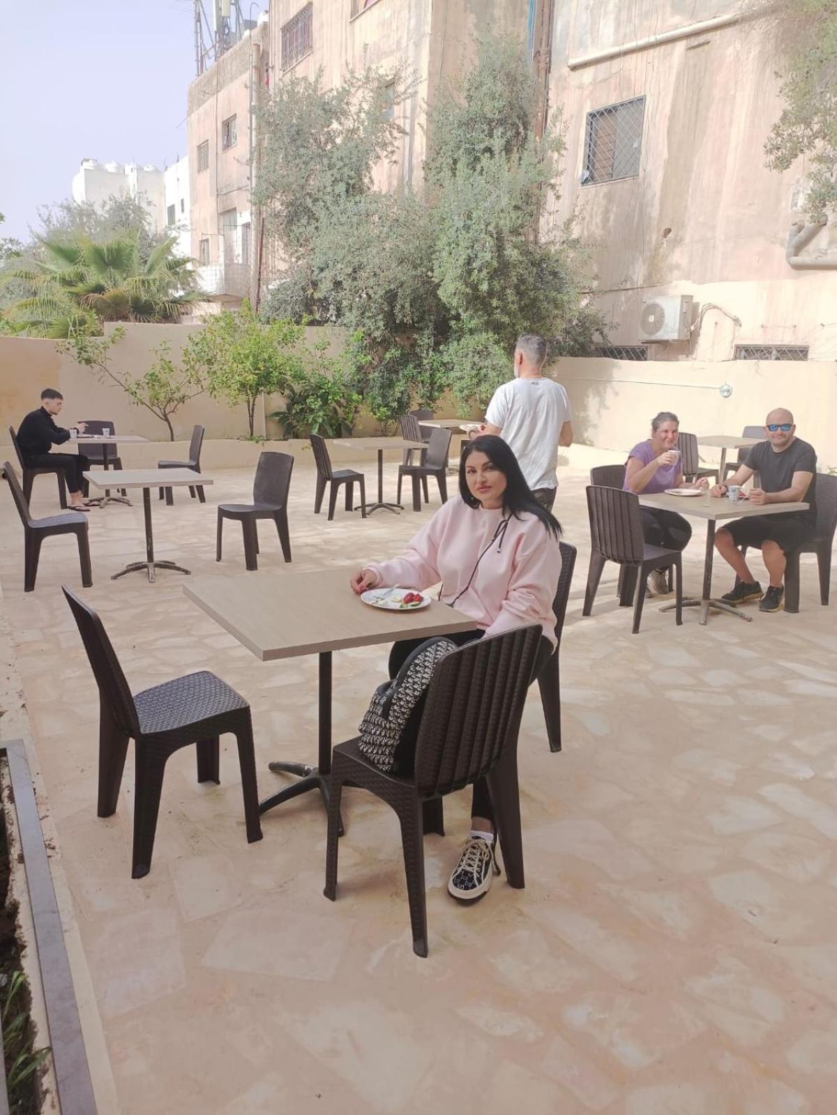 Downtown Inn Madaba Extérieur photo